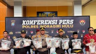Polres Inhu Gagalkan Peredaran 8 Kilogram Sabu dan 19 Ribu Butir Ekstasi, Tiga Kurir Ditangkap