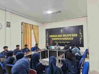 LAMR Bengkalis Dukung Inisiatif Mahasiswa Polbeng Revitalisasi Permainan Rakyat Melayu