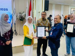 Komitmen Lindungi Generasi Muda Berbuah Prestasi, Kampar Raih Penghargaan Imunisasi Terbaik Nasional