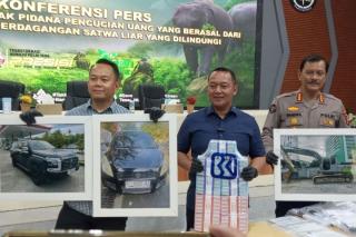Polda Riau Bongkar Jejak Uang Perdagangan Gading Gajah, Uang Tunai hingga Alat Berat Disita