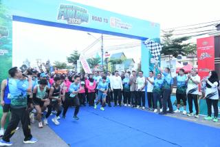 Peringati Hari Bhayangkara ke-80, Ratusan Pelari Ramaikan Fun Run 8K Polres Bengkalis