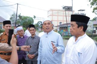 Bupati Herman Tinjau Proyek CSR di Guntung, Dorong Transparansi dan Dampak Nyata bagi Warga 
