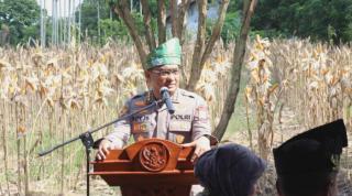 Panen Jagung, Polda Riau: Optimalkan Lahan Kosong Langkah Konkret Dukung Asta Cita Presiden