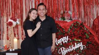 Ayu Ting Ting Ungkap Alasan Jatuh Hati pada Kevin Gusnadi: “Charming dan Berattitude Baik”