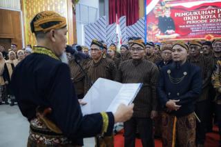 Wako Paisal Lantik Pengurus IKJS Dumai 2026-2029, Sugiyarto Nahkodai Organisasi Warga Jawa