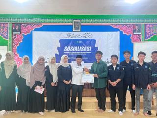 Mahasiswa KPI IAIN Bengkalis Edukasi Santri PMNH tentang Bahaya Game Online 