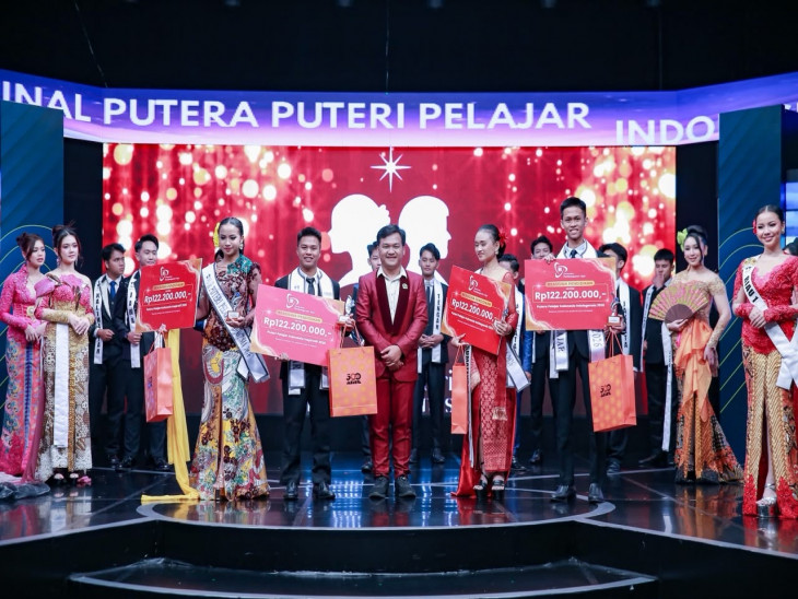 Pelajar Kampar Raih Dua Gelar Nasional, Bupati: Bukti Generasi Muda Daerah Mampu Bersaing