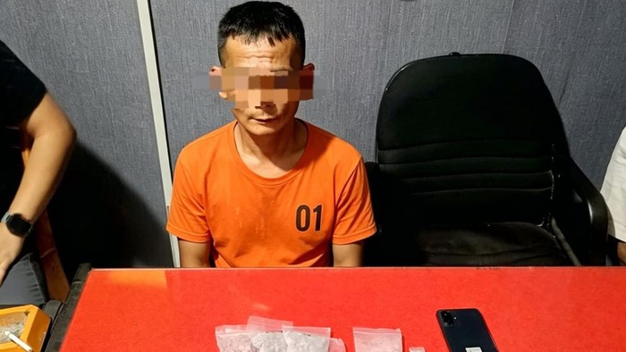 Polres Inhil Ringkus Pengedar Narkoba di Rumah Makan, 5.707 Butir Ekstasi dan Sabu Diamankan