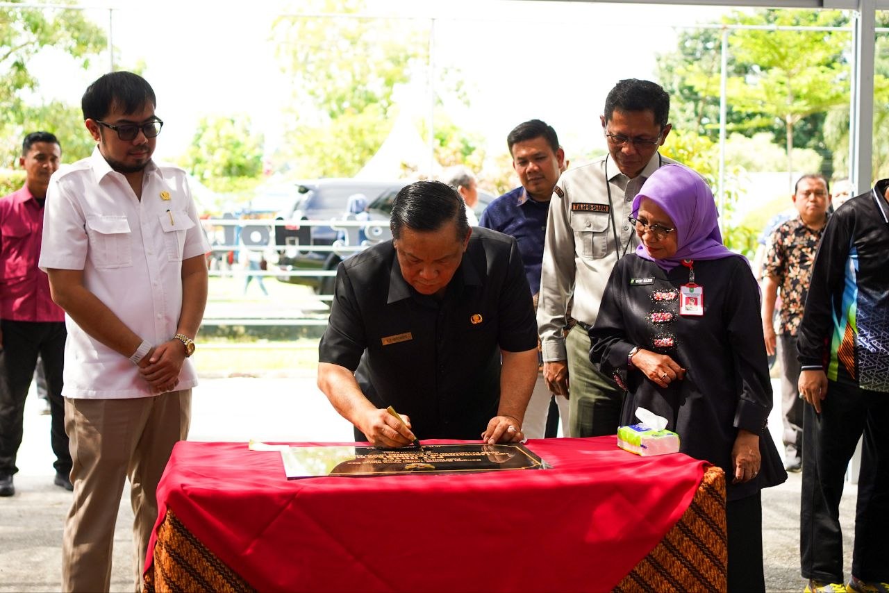 Riau Resmi Mulai Bulan Vaksinasi Rabies 2026, Targetkan 22 Ribu Hewan Tervaksin