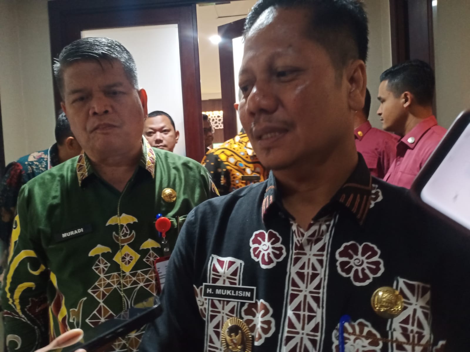 Ruang Kerja Disegel KPK, Plt Bupati Kuansing Pastikan Pemerintahan Tetap Berjalan