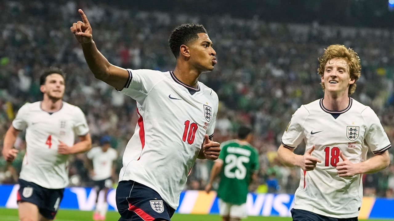 Inggris Singkirkan Meksiko 3-2 Meski Bermain dengan 10 Orang, Bellingham Borong Dua Gol