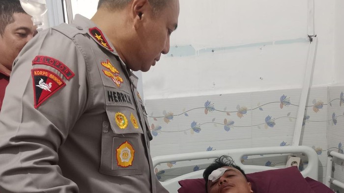 Kapolda Riau Jenguk Aktivis PMII Korban Pengeroyokan, Pastikan Kasus Diusut Transparan