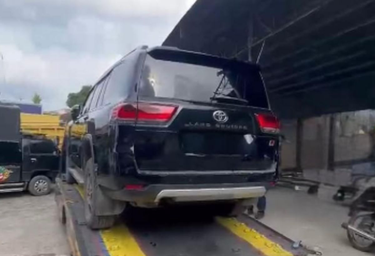 KPK Temukan Land Cruiser Diduga Suap Bupati Kuansing, Nomor Polisi Telah Diganti