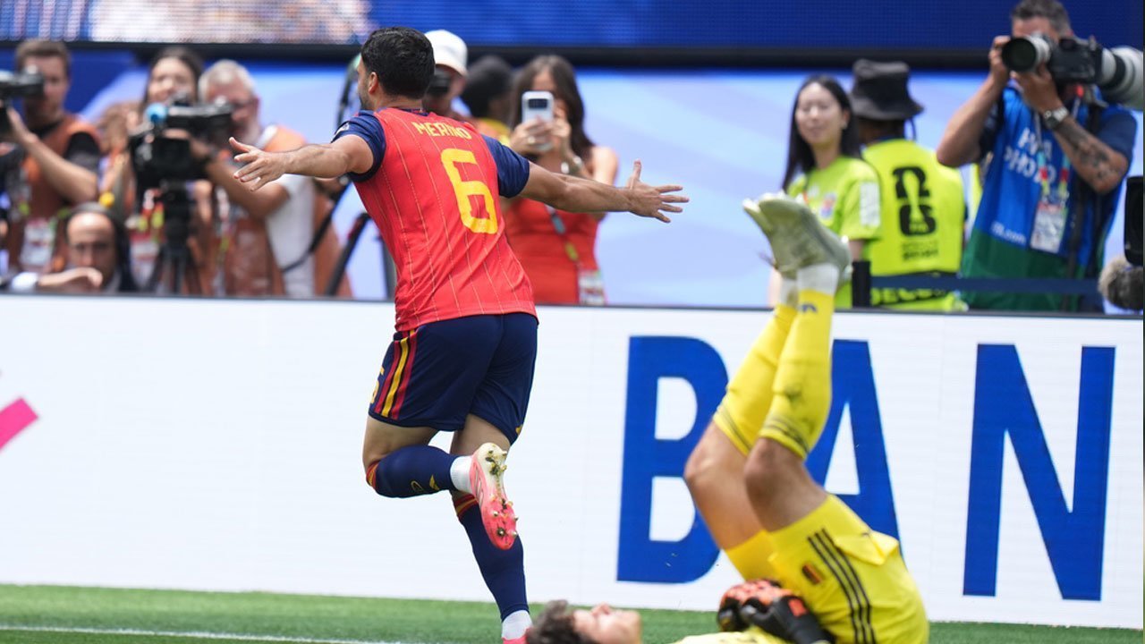 Dramatis! Gol Telat Mikel Merino Antar Spanyol Singkirkan Belgia dan Tembus Semifinal 
