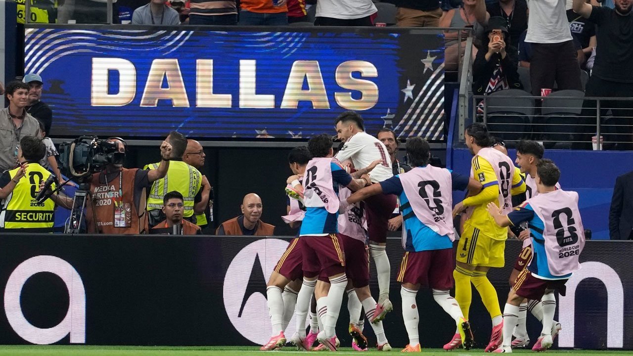 La Furia Roja Terlalu Tangguh, Prancis Gagal Bendung Laju Spanyol ke Final
