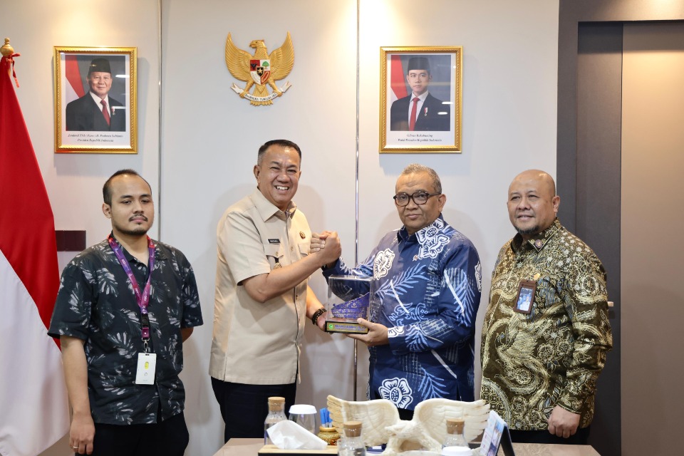 Wabup Meranti Bahas Penguatan BLK dan Peningkatan Kualitas Tenaga Kerja dengan Wamenaker