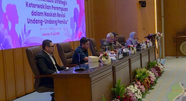 Dr Karmila Sari Moderatori Dua Agenda Nasional di Kompleks Parlemen