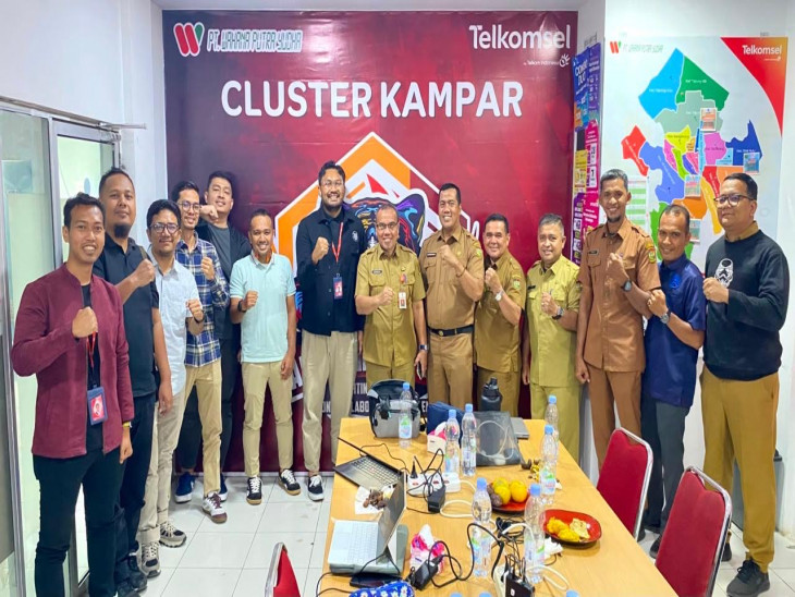 Diskominfo Kampar Gandeng Telkomsel Percepat Penanganan Blankspot hingga Pelosok Desa