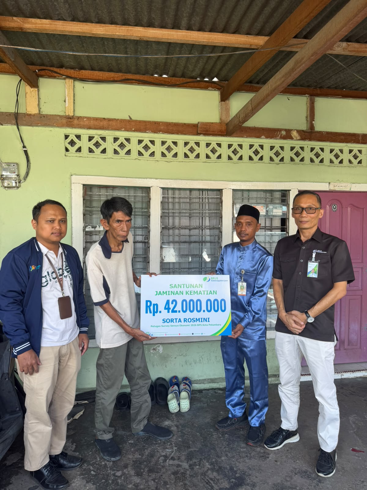 BPJS Ketenagakerjaan Serahkan Santunan JKM Rp42 Juta kepada Ahli Waris Petugas Sensus Ekonomi 2026