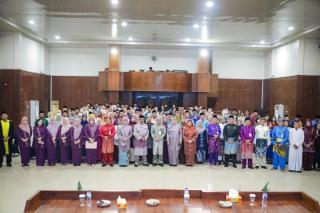 Busana Melayu Warnai Pelantikan Pejabat Fungsional Pemko Dumai