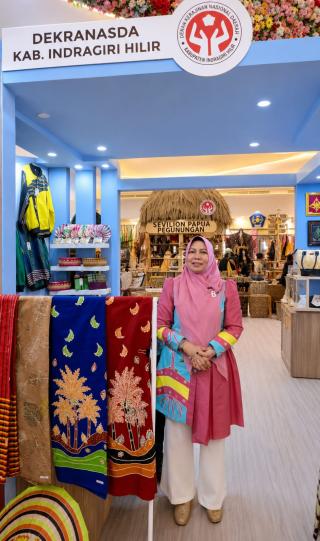 UMKM Inhil Promosikan Kriya, Wastra, dan Kuliner Unggulan di Makassar
