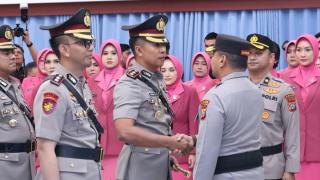 Polda Riau Gelar Sertijab, Kabid Humas dan Empat Kapolres Berganti
