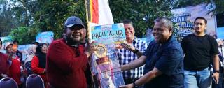 Pacu Jalur Rayon IV Gunung Toar Resmi Ditutup, Keramat Jubah Merah Tampil Terbaik