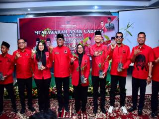 Wabup Kampar Hadiri Musyawarah Anak Cabang PDI Perjuangan se-Kabupaten Kampar