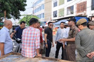 450 Pedagang Direlokasi, Jalan Teratai Pekanbaru Segera Ditata dan Diaspal