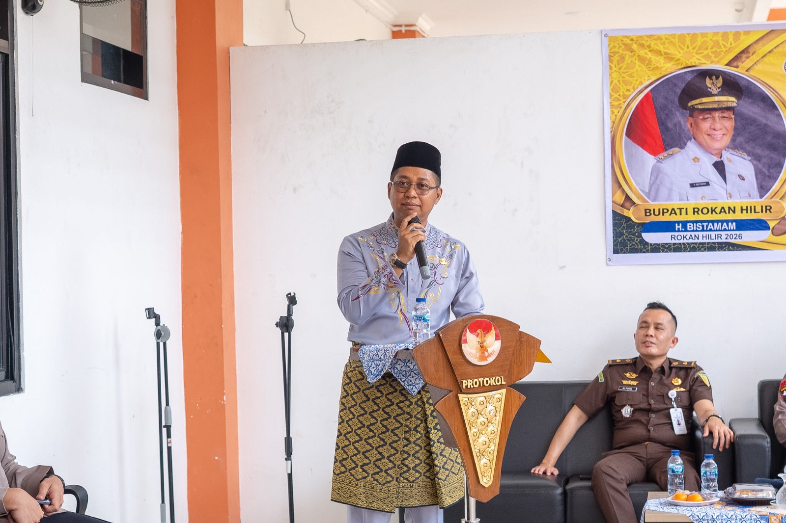 Bakti Taruna 2026 Dimulai, Wabup Rohil Dorong Taruna Berkontribusi untuk Masyarakat