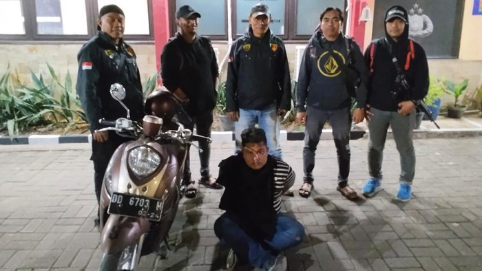 Pria Mengaku Asal Riau, Tipu Pacar di Makassar, Motor Korban Dijual Lewat Facebook