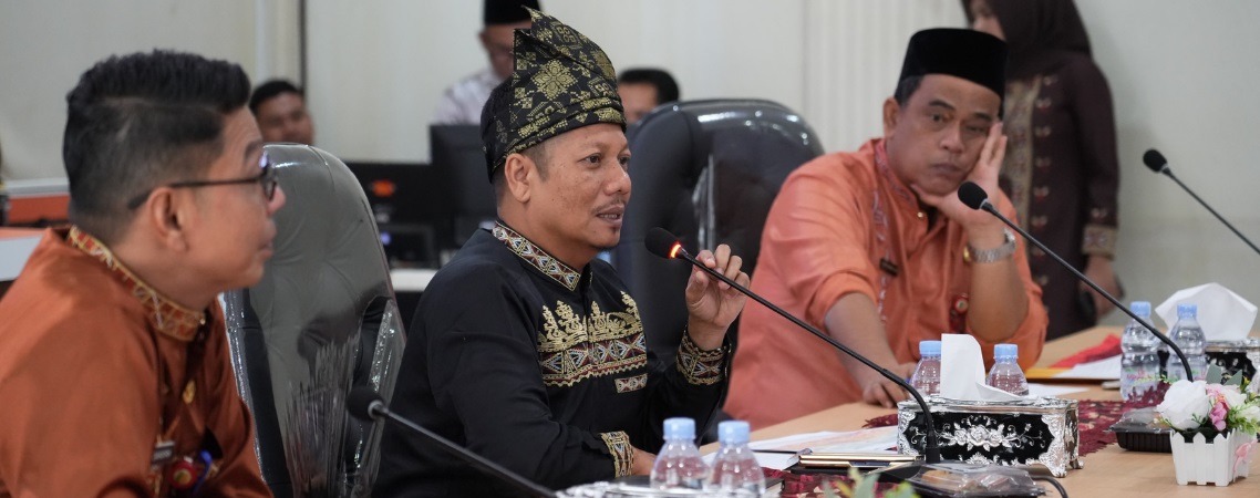 Pemkab Kuansing Dorong Perbaikan Jalan Eks Transmigrasi Lewat Sinergi APBN dan CSR Perusahaan