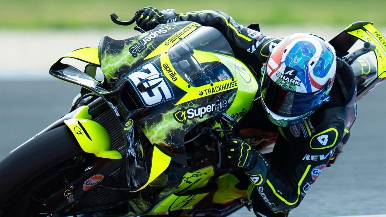 Raul Fernandez Tak Terbendung di Silverstone, Aprilia Kuasai Podium MotoGP 2026