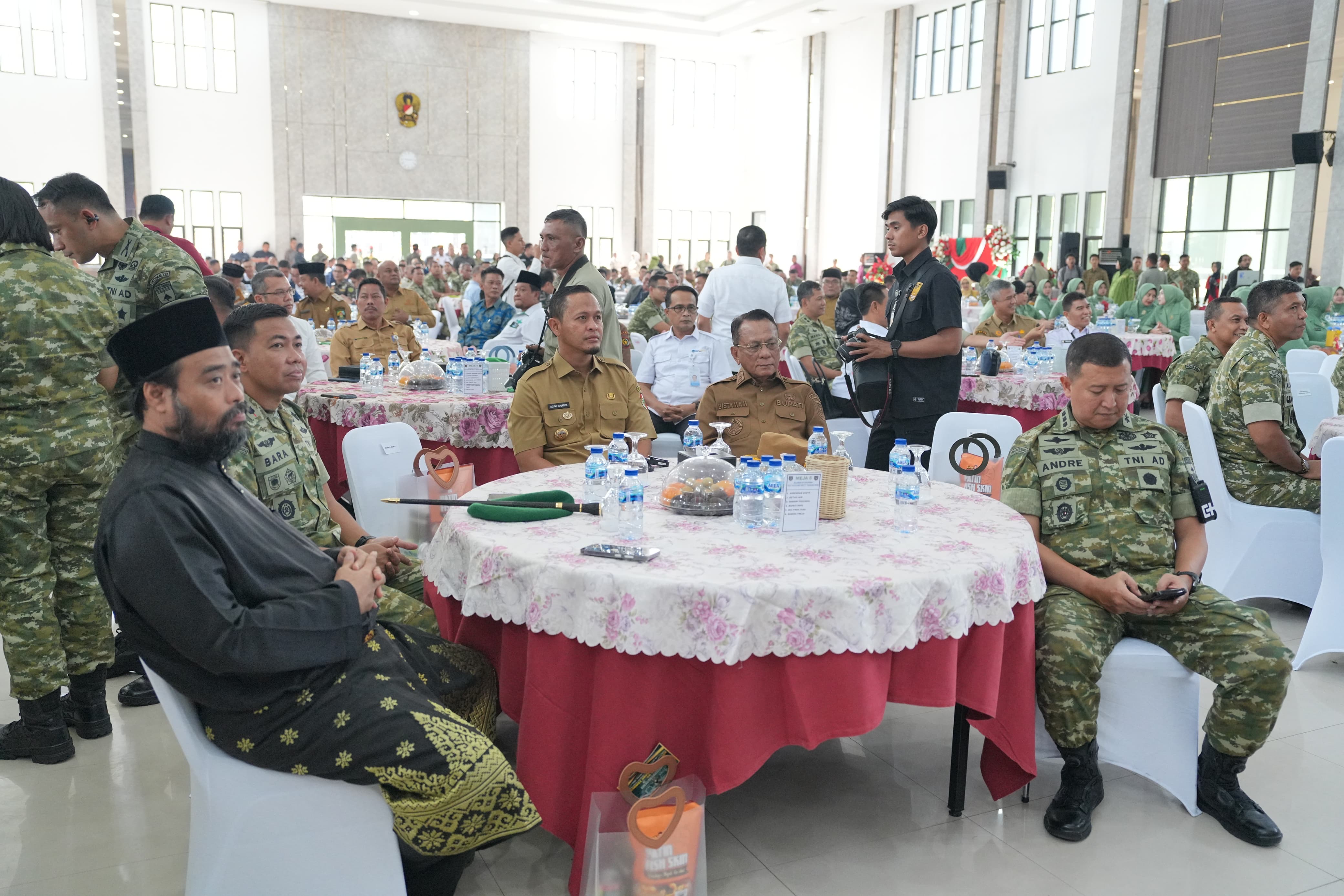 HUT Ke-1 Kodam XIX/Tuanku Tambusai, Bupati Rohil Apresiasi Kontribusi Prajurit TNI