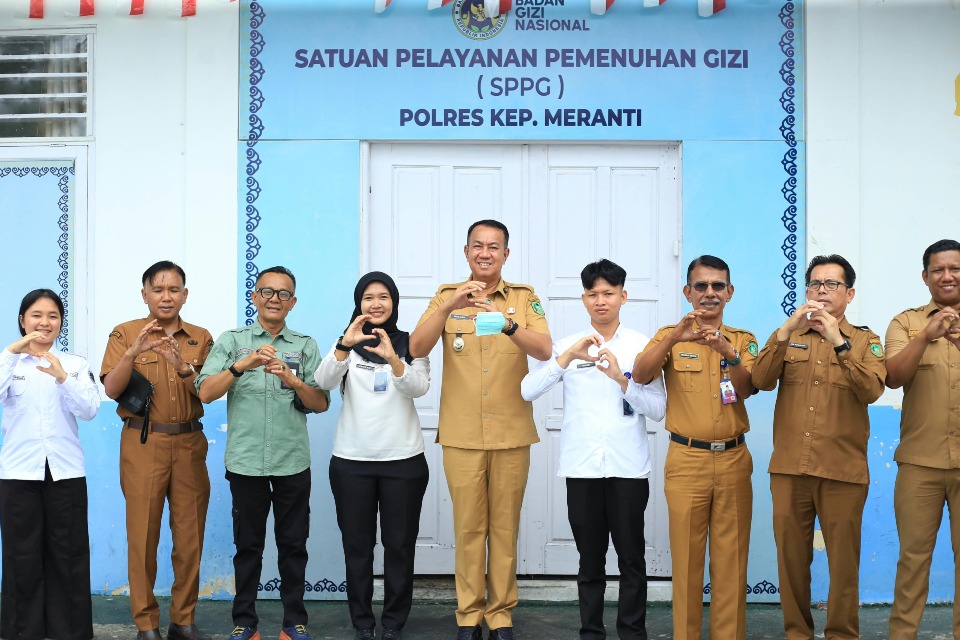 Wabup Meranti Tinjau Dapur SPPG, Tekankan Kebersihan dan Pengelolaan Limbah