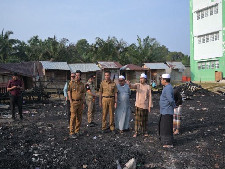 290 Asrama Santri Terbakar, Bupati Kampar Pastikan Penanganan Darurat di Ponpes Syekh Burhanuddin