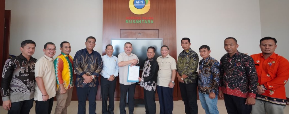 Kejar Realisasi Perbaikan Jalan Benai, Plt Bupati Kuansing Temui PT Agrinas di Jakarta