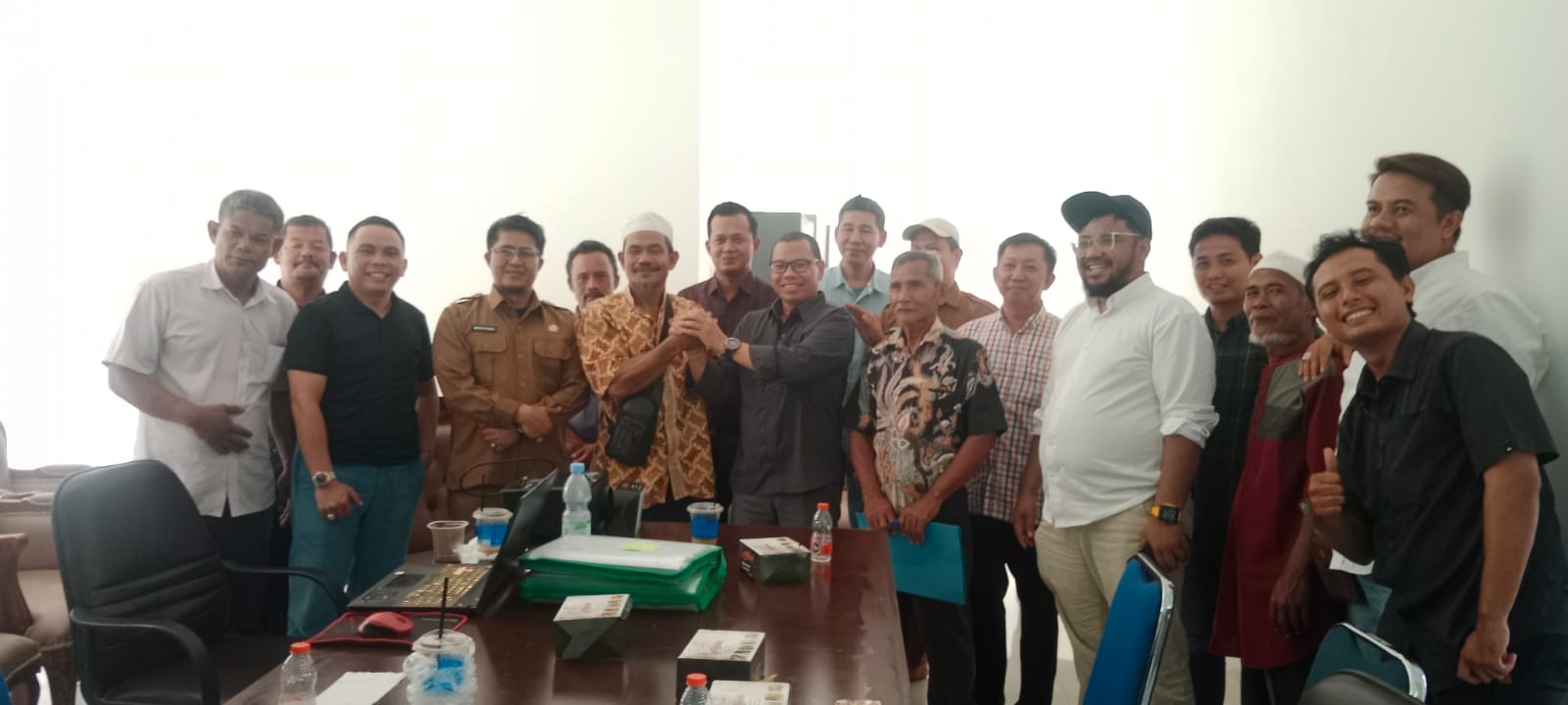 Pemkab Siak Damai?kan Sengketa Lahan PT RAPP dan Petani Beruk Dayun