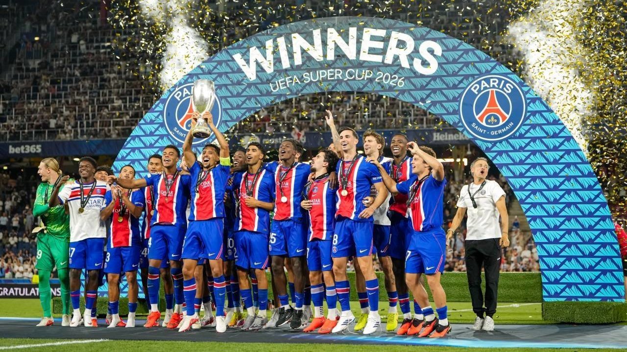 PSG Pertahankan Gelar Piala Super Eropa, Tundukkan Aston Villa 2-1