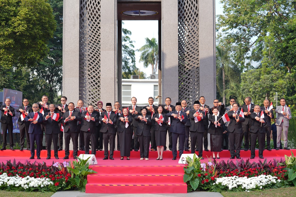 BI Luncurkan Kartu Kredit Indonesia, MDR QRIS 0 Persen Diperluas Mulai Oktober