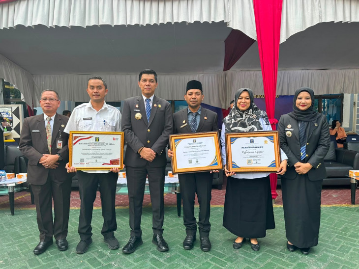 Pemkab Kampar Sabet Tiga Penghargaan Reformasi Hukum dan JDIH Tingkat Riau