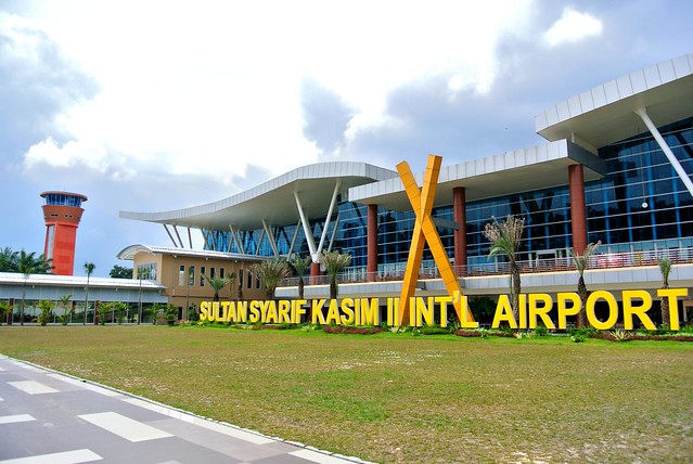 Jarak Pandang Masih Aman, Penerbangan di Bandara SSK II Pekanbaru Tetap Normal