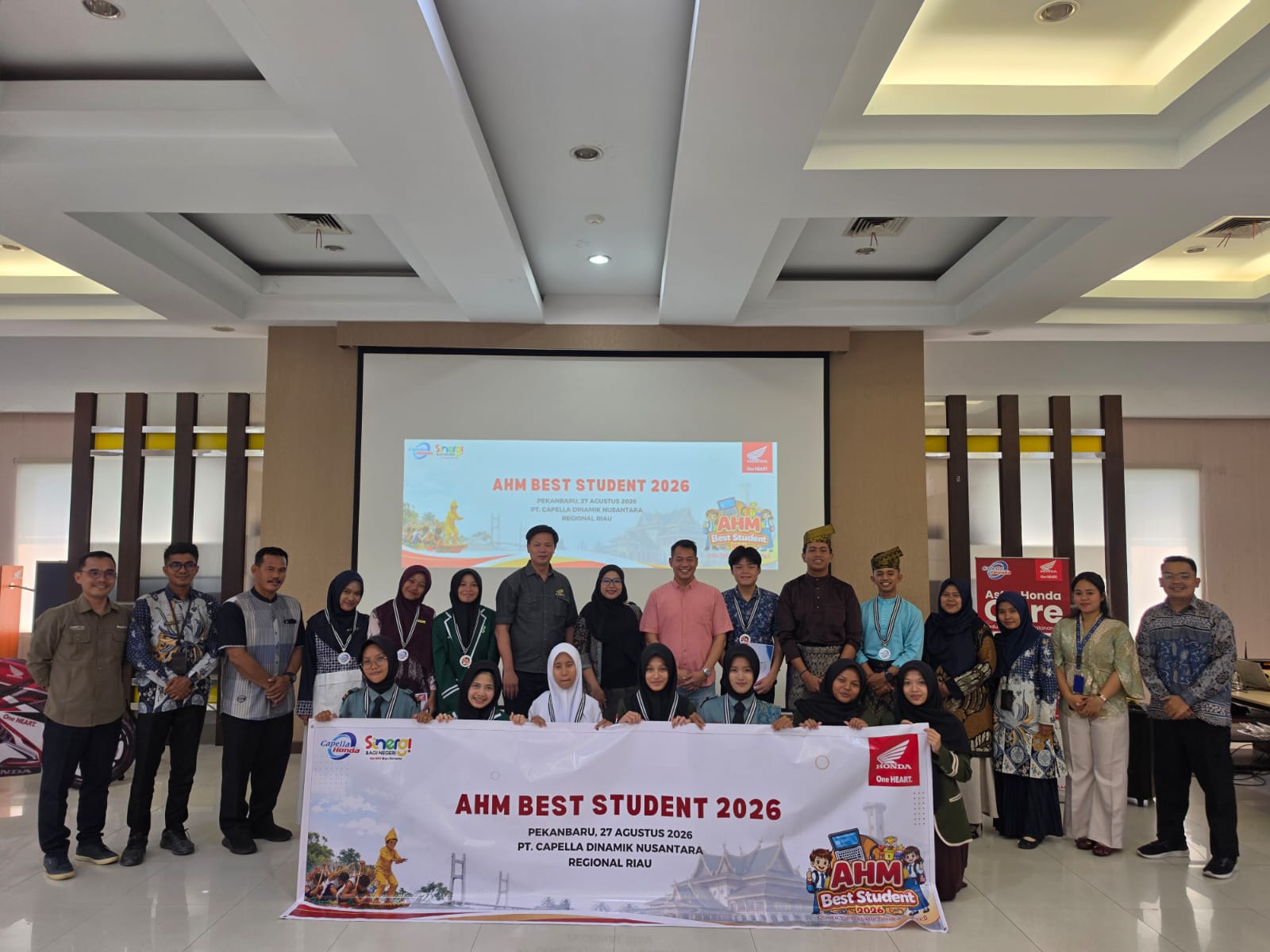 Semangat Sinergi Bagi Negeri, AHM Best Student 2026 Regional Riau Wadahi Inovasi Gen Z