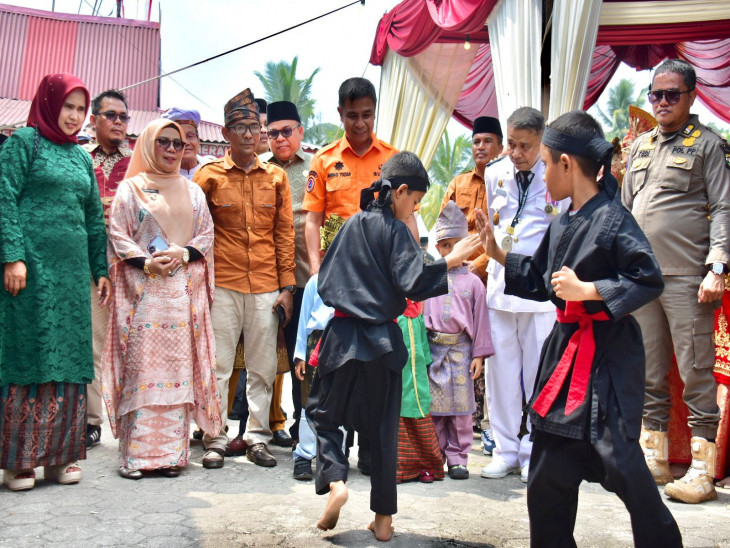 Festival Mangonang Kampuong Lamo Jadi Agenda Tahunan, Bupati Kampar: Wariskan Sejarah ke Generasi