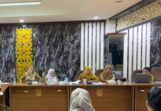 Hearing DPRD Pekanbaru dengan Dinsos dan BPS: Banyak Warga tak Terima Bantuan Pemerintah