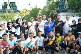 Bupati Herman dan Kapolda Riau Gelar Running Man di Tembilahan