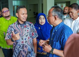 Wako Agung Tegaskan Pemko Tak Tinggal Diam Hadapi Lambatnya Revitalisasi Pasar Bawah