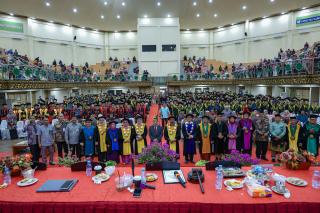 Sekjen Kemenag Bekali 600 Wisudawan UIN Suska Riau Kunci Sukses Hadapi Persaingan Global