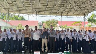 Jelang HIM 2026, OJK Riau Edukasi 350 Siswa Sekolah Rakyat di Pekanbaru dan Rohil