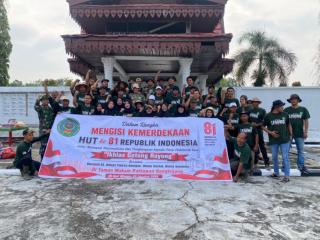 Sambut HUT ke-81 RI, Majelis Zikir Al-Ikhlas Bersihkan TMP Kusuma Eka Bhakti